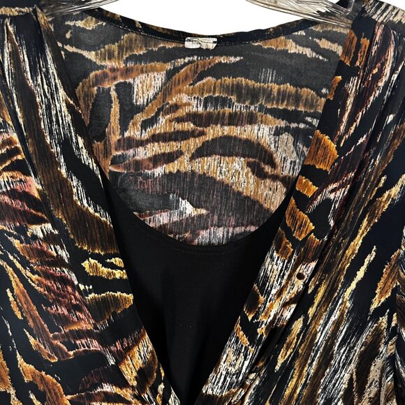 Womens Top Size XL Animal Print Stylist 3/4 Length Sleeve Polyester - Picture 6 of 9